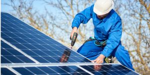 Installation Maintenance Panneaux Solaires Photovoltaïques à Julienne